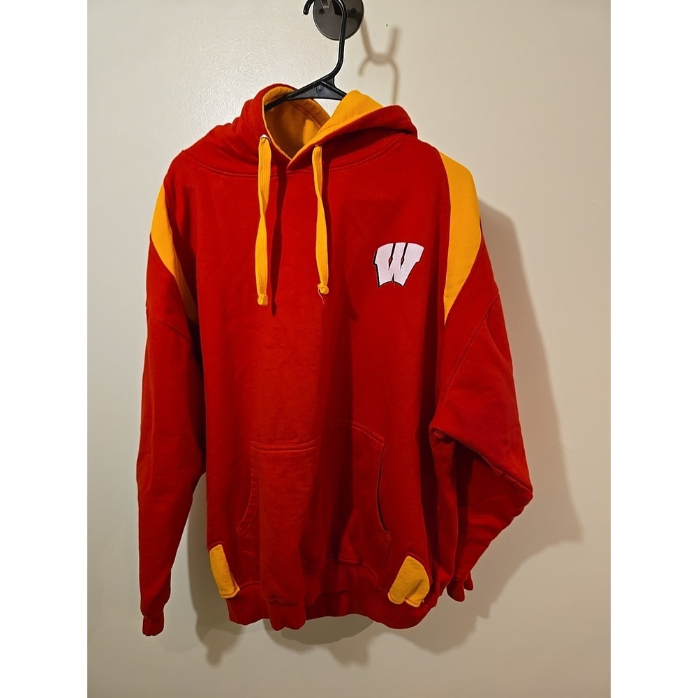 VINTAGE University Of Wisconsin Badgers Red And Orange Hoodie Size 2XL